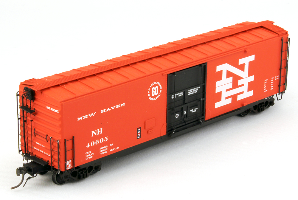 READY TO RUN NEW HAVEN RED, BLACK, WHITE, LARGE NH 50 PLUG DOOR BOXCAR 