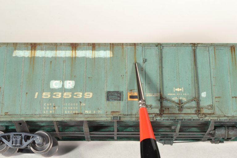Weathering an ex-Penn Central Conrail Boxcar - Railroad Model Craftsman