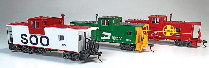 International Car Company Extended Wide-Vision Caboose by Walthers in HO Scale