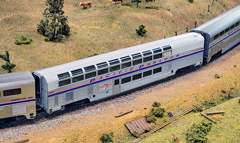 Build an Amtrak Pacific Parlour Car in HO
