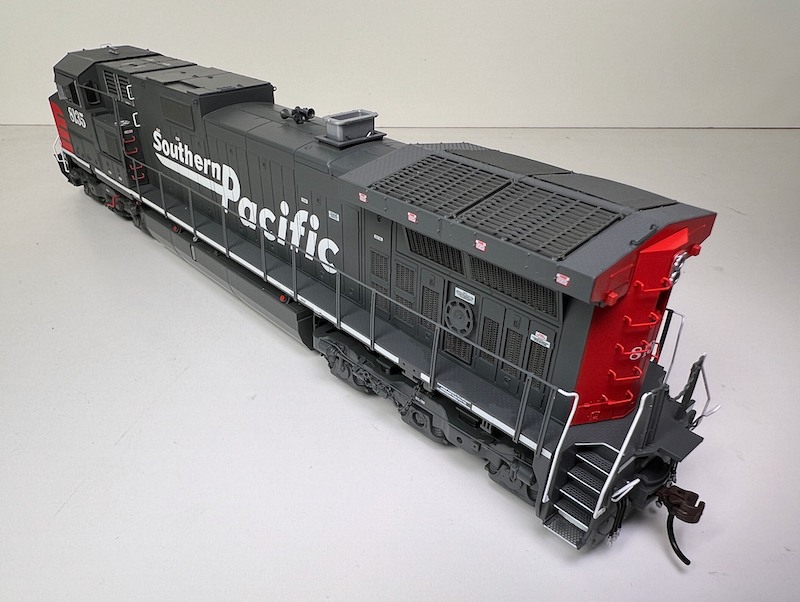 Southern Pacific Dash 9-44CW's