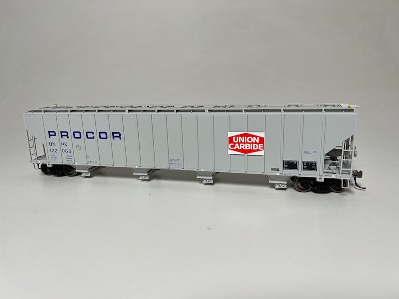 Rapido Delivers Ho Scale Procor 5820 Covered Hoppers Railroad Model