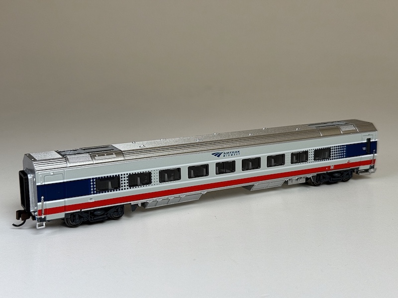 N scale Amtrak Midwest Siemens Venture Coaches