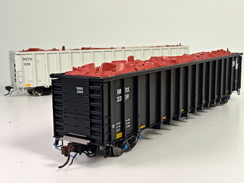 Arriving Now: Athearn Genesis NSC 6000 and 6400cf High-Sided Gondolas