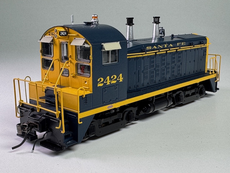 Arriving Now from Rapido Trains